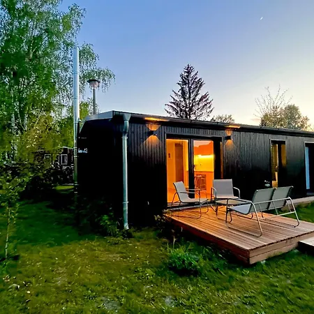 Haus 1 Am Grimnitzsee - Erstklassiges Design, Mit Eigenem Garten Und Nah Am 펜션 *