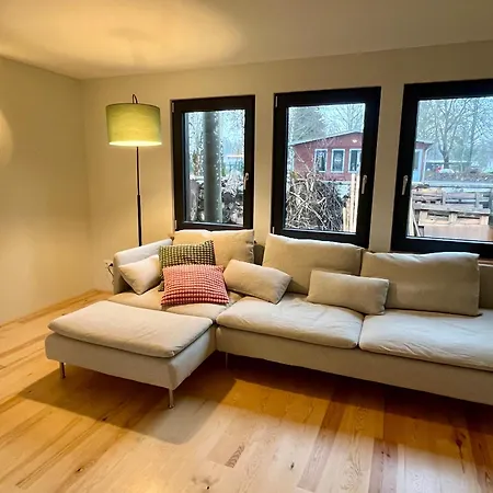 Haus 1 Am Grimnitzsee - Erstklassiges Design, Mit Eigenem Garten Und Nah Am 펜션