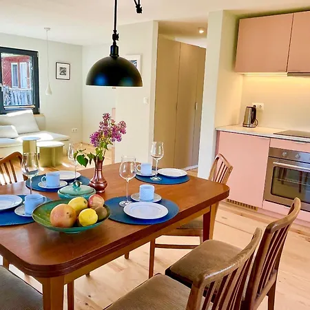 Haus 1 Am Grimnitzsee - Erstklassiges Design, Mit Eigenem Garten Und Nah Am *